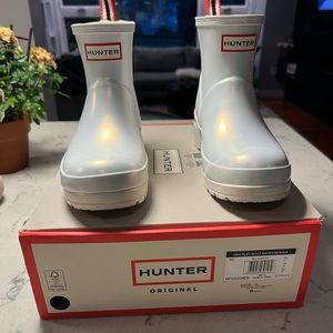 NEW Hunter rain boots! Size 6.